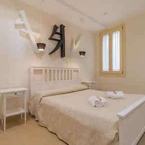  Apartment Casa Masa Close To @s.lucia Train Station Italy
